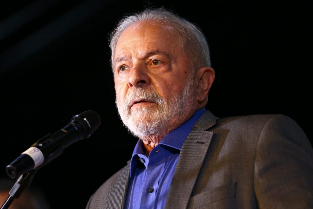 Em ato de diplomação, Lula sobe o tom e chama opositores de ‘inimigos da democracia’