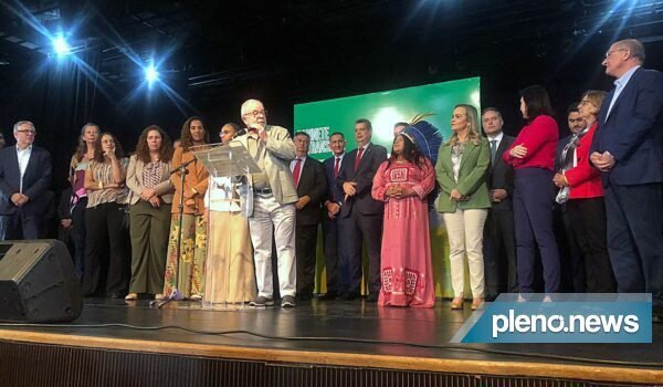 Governo: Confira quem são os 37 ministros escolhidos por Lula