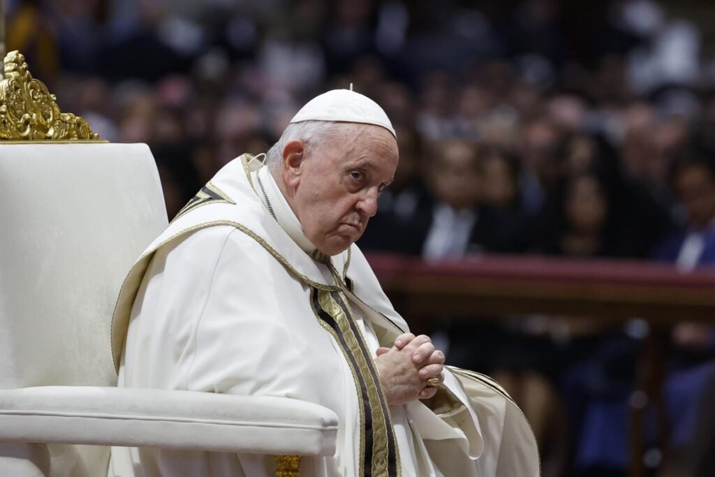 Papa Francisco faz apelo para silenciar as armas na Ucrânia