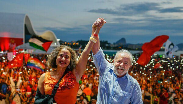 Presidente do partido comunista é cotada para ministério de Lula