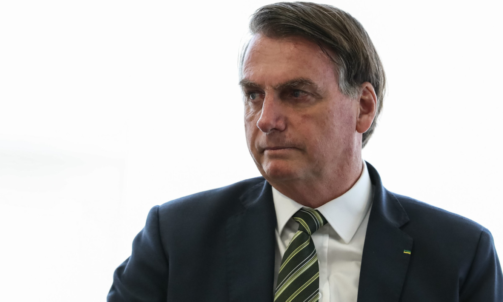 Em tom de alerta, Bolsonaro recebe recado de Valdemar Costa Neto