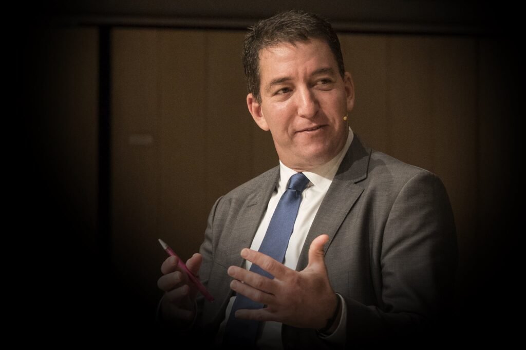 Glenn Greenwald questiona ‘poderes perigosos’ de Moraes e é alvo de críticas da esquerda