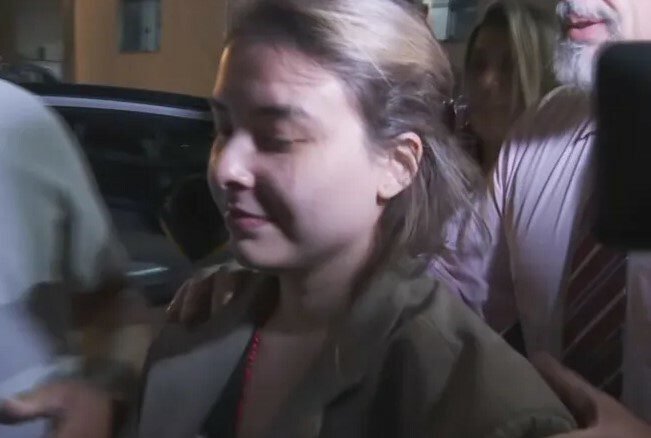 Polícia apreende carro de aluna da USP acusada de golpe