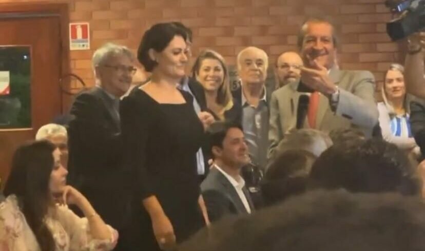 Presidente do PL promove jantar e recebe Michelle Bolsonaro
