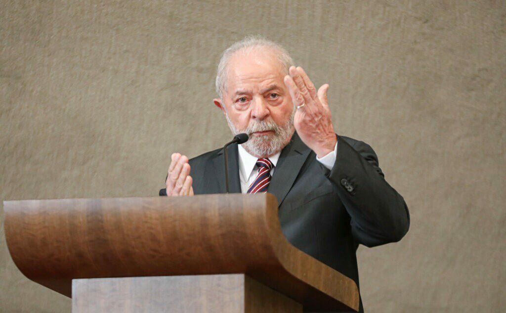 “Vamos incluir de novo pobre na economia”, afirma Lula