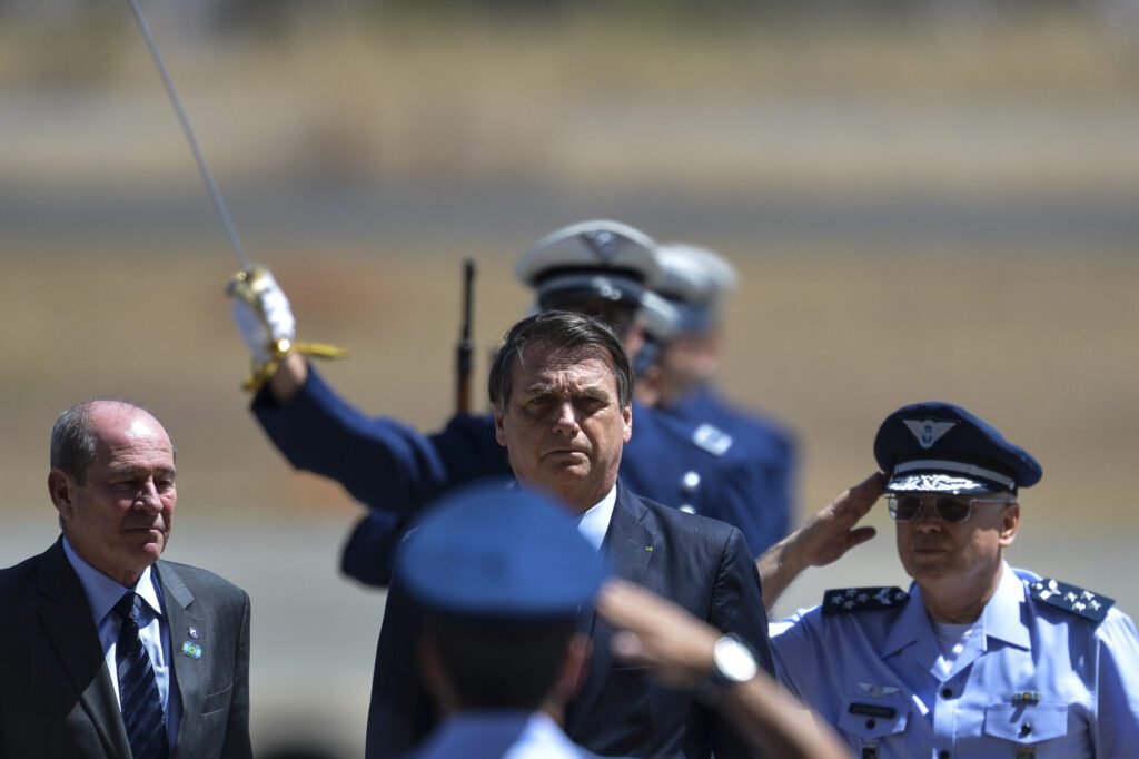 Bolsonaro já tem data para retornar ao Brasil