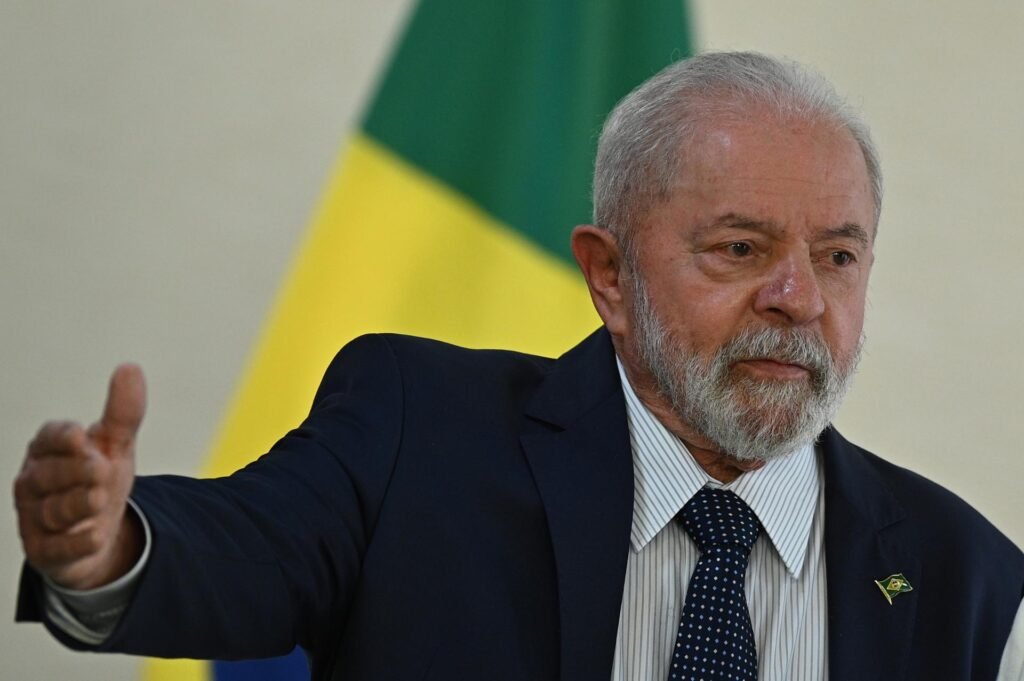 Lula cria grupo interministerial para reverter liquidação de estatal de chips