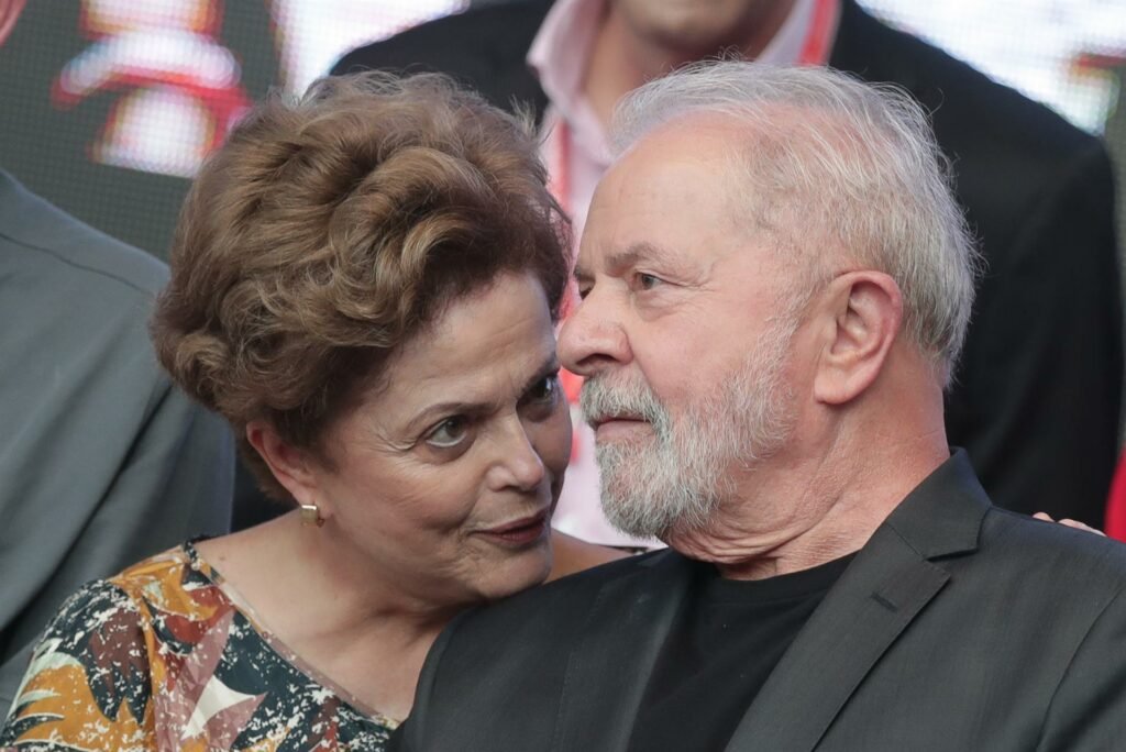 Lula quer Dilma Rousseff como presidente do Banco do Brics