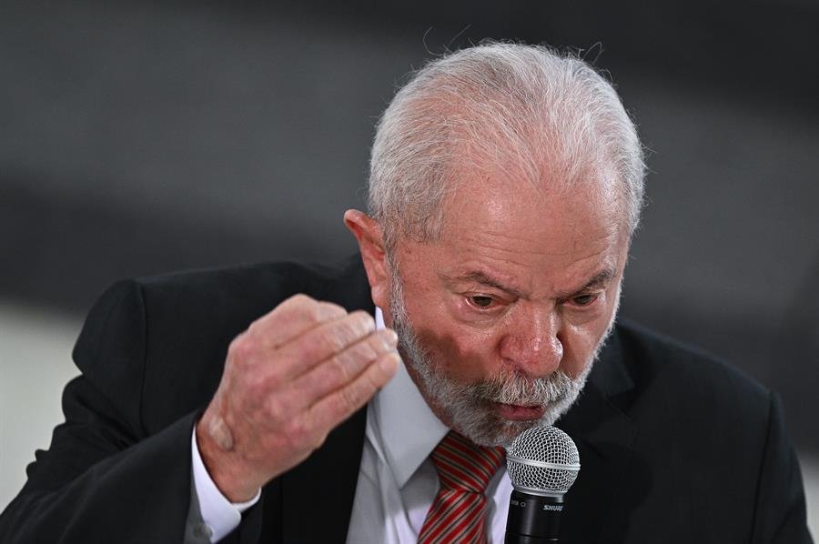Obsessão? Em 16 discursos, Lula citou Jair Bolsonaro em 14