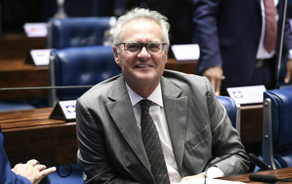 Renan Calheiros é oficializado como líder da Maioria no Senado