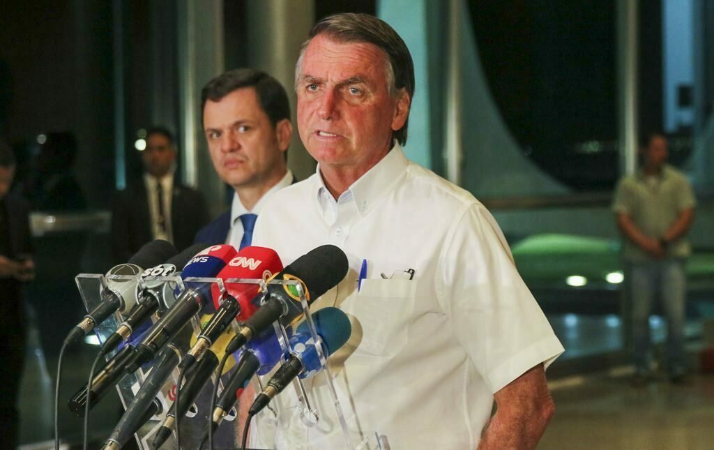 TSE põe em pauta ação que pode deixar Bolsonaro inelegível