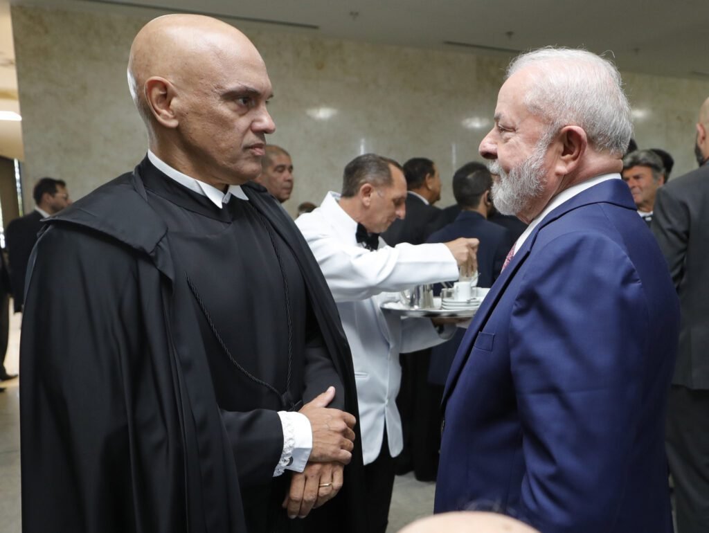 Alexandre de Moraes e Lula darão sugestões para PL das Fake News – Conexão Política