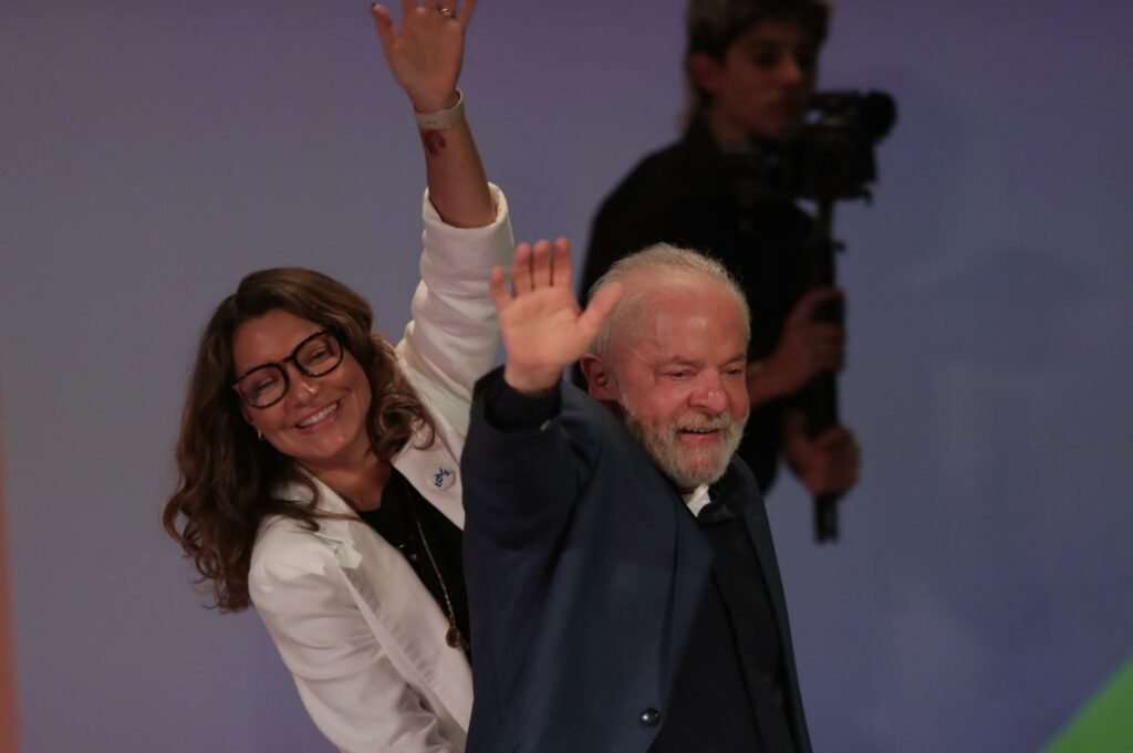 Criticado, governo Lula recua e diz que vai tirar sigilo de visitas