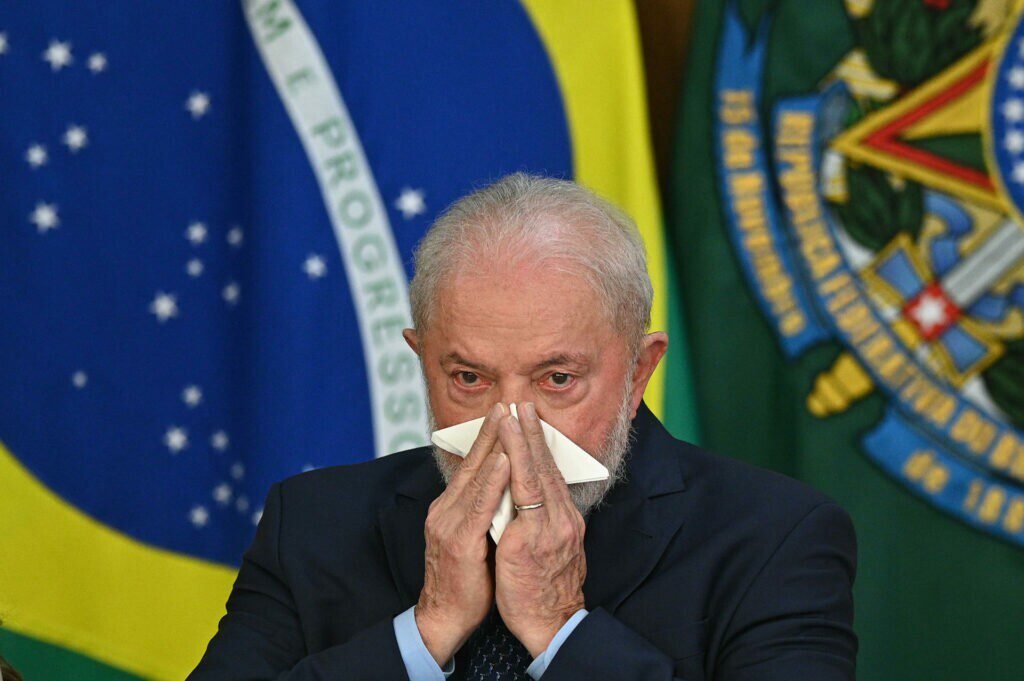 E a transparência? 8 ministérios de Lula ainda não têm site oficial