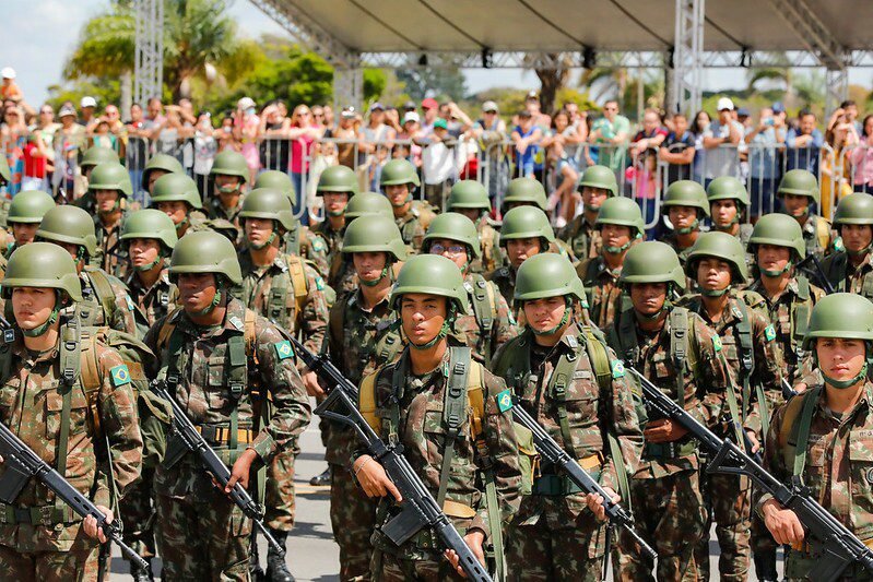 Exército abre concurso com mais de 1 mil vagas para nível médio