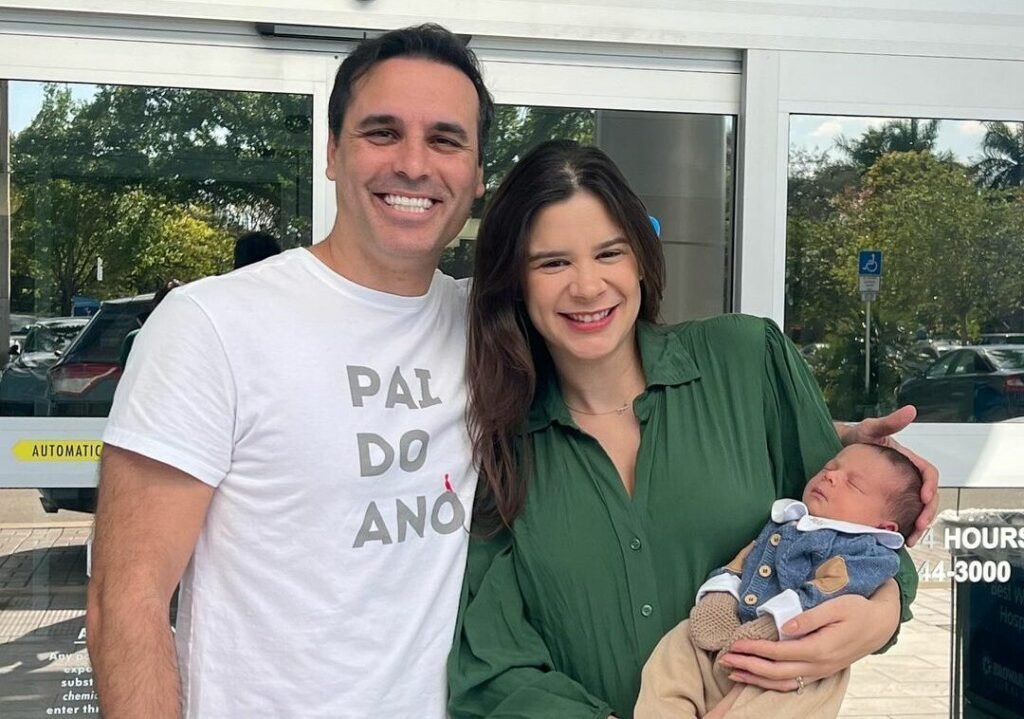 Luma Elpidio e Igor Siracusa exibem primeiras fotos do filho