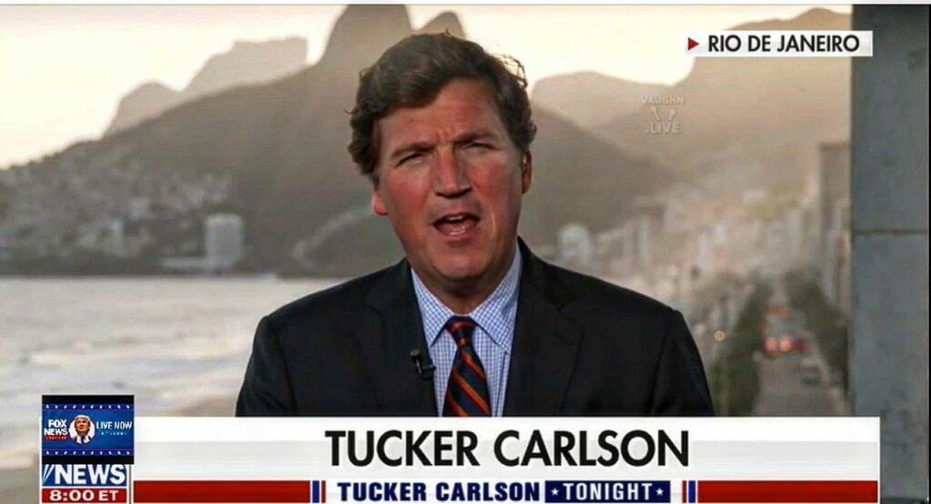 Após saída de Tucker Carlson, Fox News vê ações despencarem