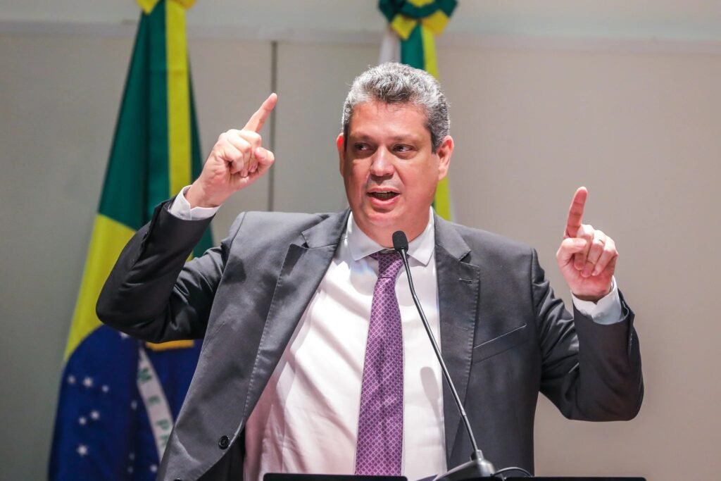 Ato contra Lula em Portugal foi pequeno e saldo da viagem é positivo, diz ministro – Conexão Política