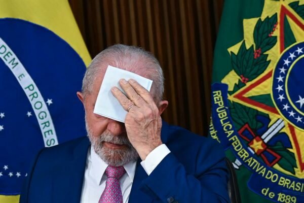 Bolsa na gestão Lula tem pior ‘primeiros 100 dias’ desde FHC