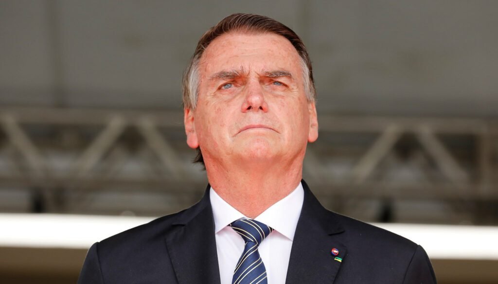 Bolsonaro vai depor à PF sobre caso das joias sauditas amanhã
