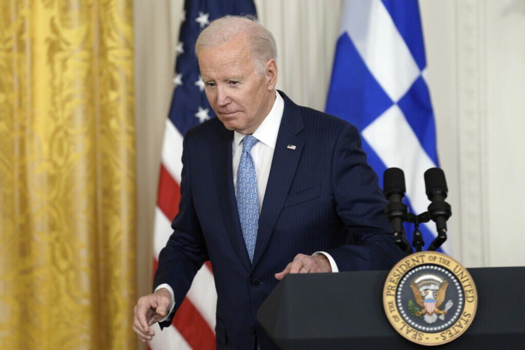 Com 80 anos, Joe Biden diz que “pretende” concorrer à reeleição