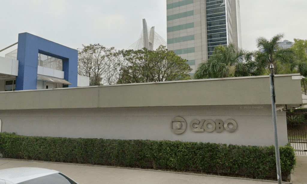 Globo demite funcionário em pleno tratamento de câncer