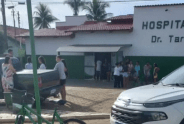 Goiás: Adolescente de 13 anos esfaqueia três colegas em escola