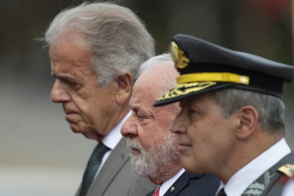 Lula convoca reunião de emergência – Conexão Política