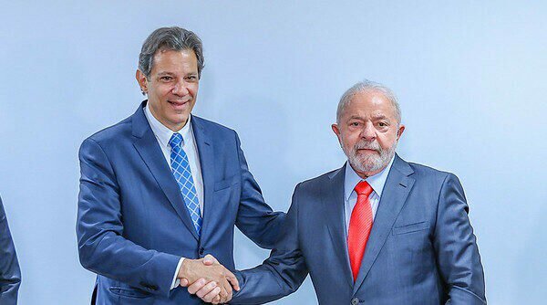 Lula diz não concordar com avaliações negativas do PIB