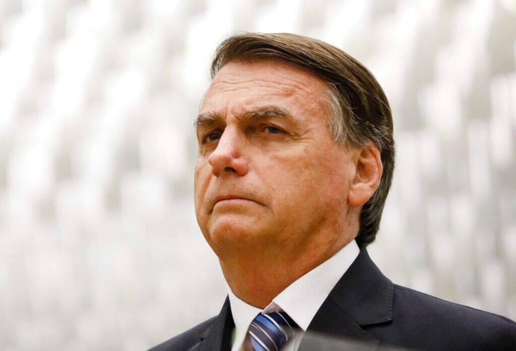 Moraes determina e PF marca depoimento de Bolsonaro