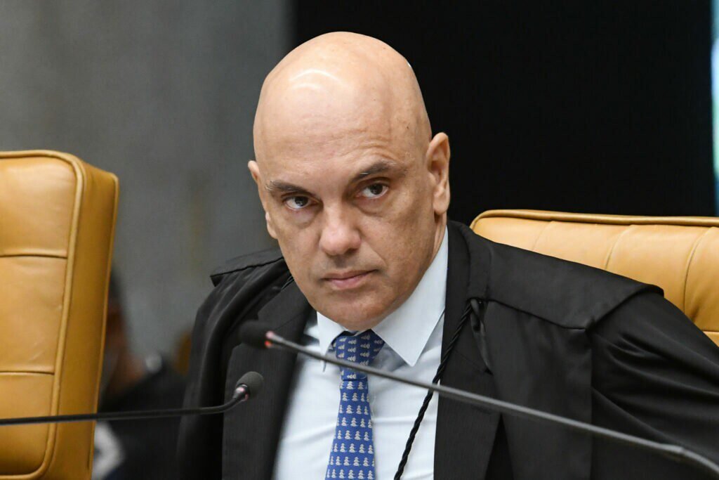Moraes vota para tornar réus mais 200 denunciados por atos