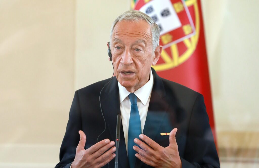 Presidente de Portugal sugere desculpas pela escravidão