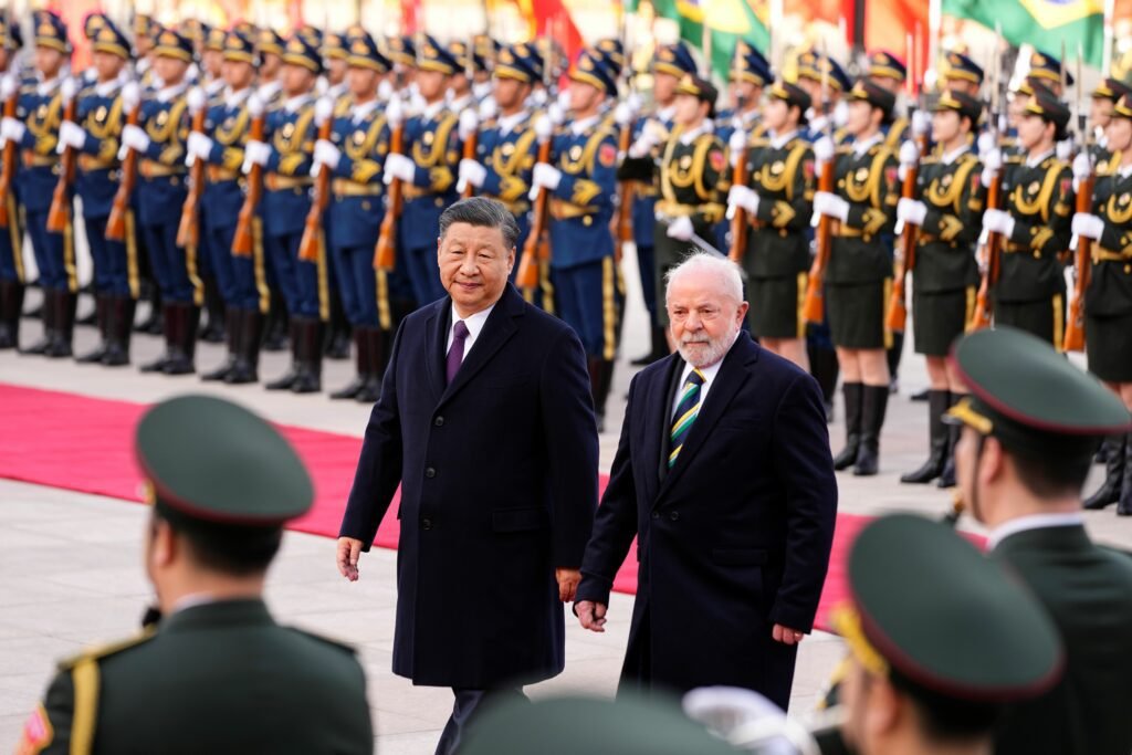 Xi Jinping se refere a Lula como “amigo de longa data”