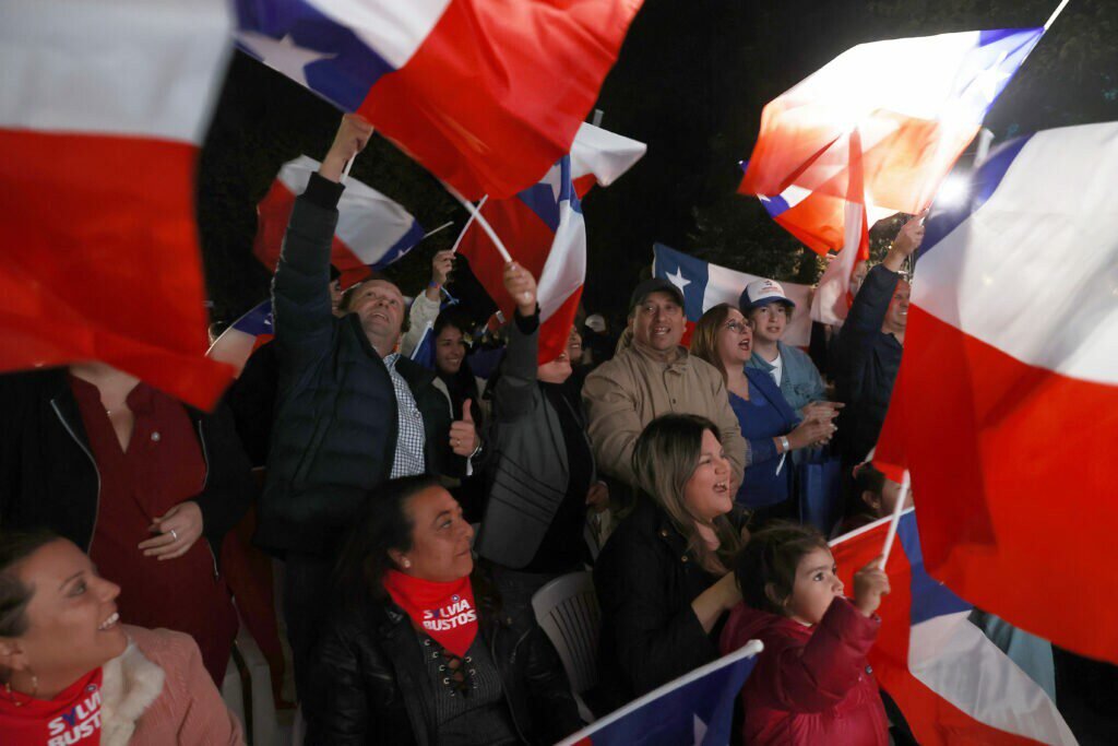 Conservadores vencem eleição para Constituinte no Chile