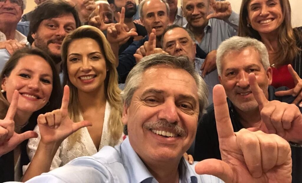 Fernández viaja hoje ao Brasil para abordar comércio com Lula