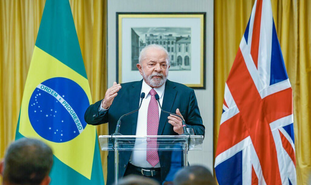 Lula volta a atacar Campos Neto: “Não tem compromisso comigo”