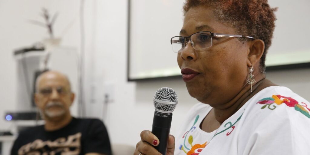Mulheres negras defendem recorte racial no debate sobre cuidado