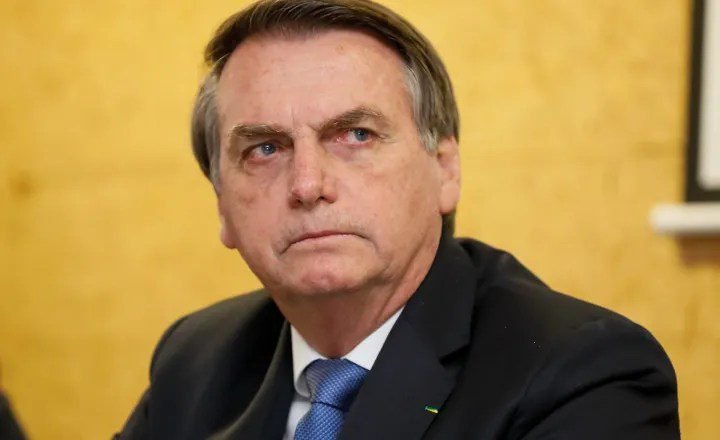 Bolsonaro repercute reportagem do Conexão Política
