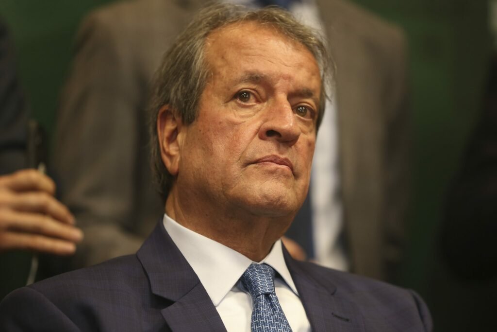PL é contra Flávio Dino no STF e ‘ponto final’, diz Valdemar Costa Neto